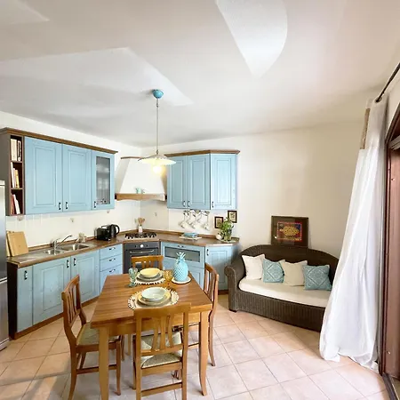 Casa Anita Giardino & Parking 아파트 *